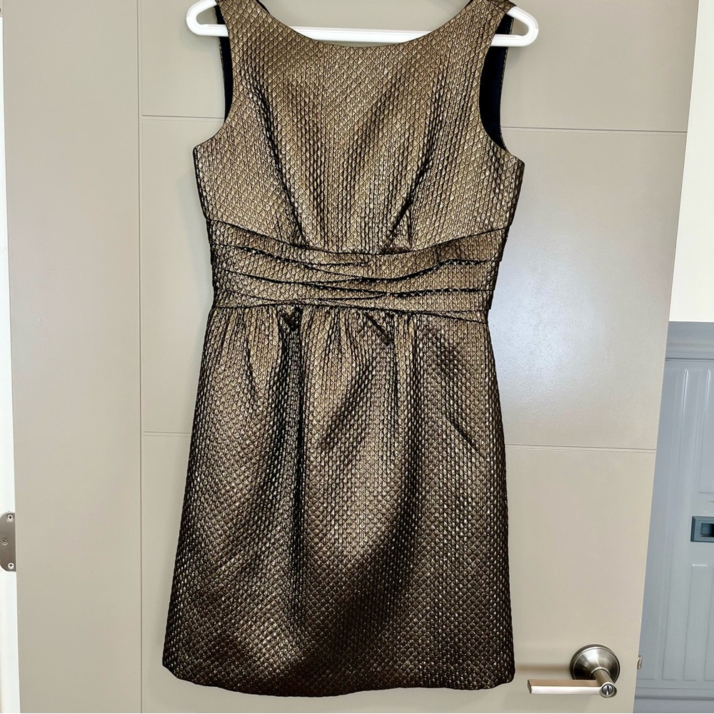 Ivy & Blue Maggy Boutique Gold Quilted Textured Sleeveless Shift Dress